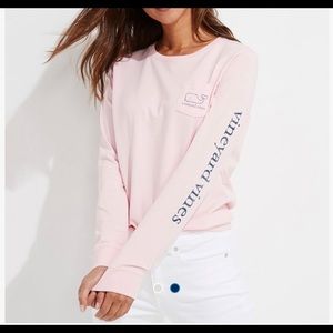Vineyard Vines pink long sleeve tshirt. Like new XL